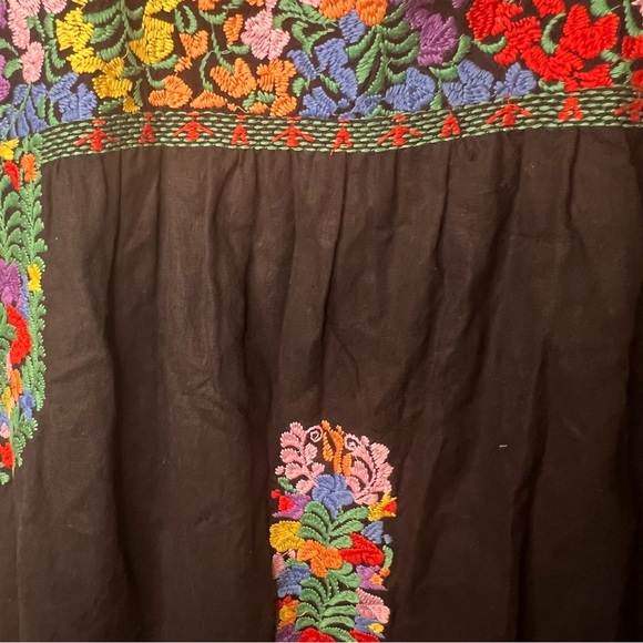 J. Marie | Mexican señorita black floral dress, sz medium - Picture 4 of 8